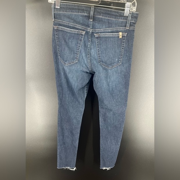 Joe’s Jeans Mid Rise Skinny Ankle Jeans With Raw Frayed Hem Dark Wash Size 26 - Picture 2 of 9